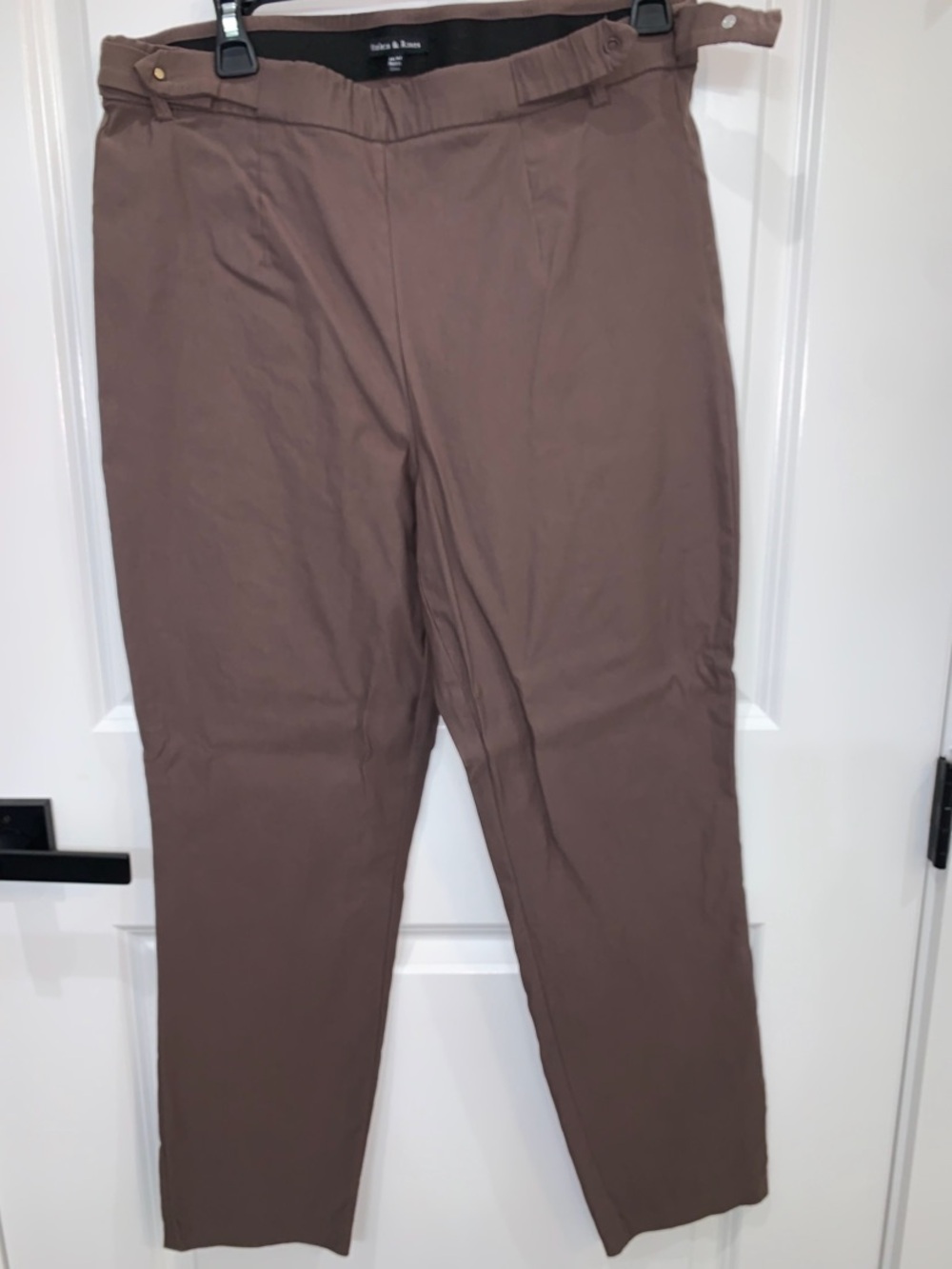 Violets & Roses Taupe Cropped Ankle Pants